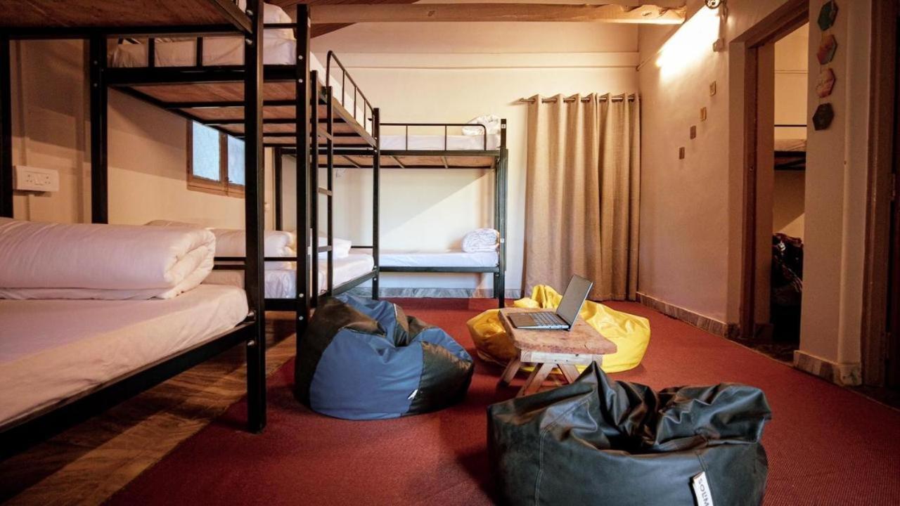The Peace Hostel アランボル エクステリア 写真